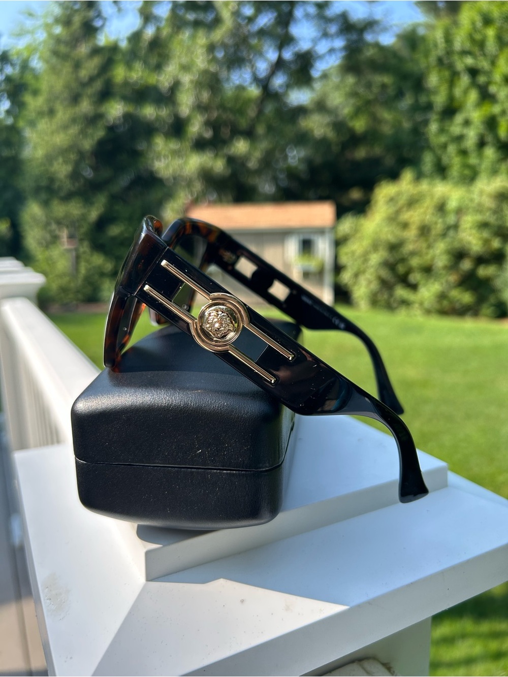 Versace Women's Tortoiseshell Square Frame Sunglasses Like New - Picture 2 of 5